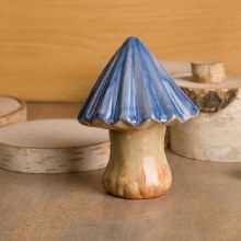 Additional picture of MB1623 - Ribbed Mushroom     4.25"L x 4.25"W x 5.5"H