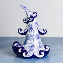 Additional picture of MB1634 - Sm. Jolly Christmas Tree  6.75"L x 5.25"W x 9"H