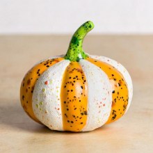 Additional picture of SG303 -  Citrus Snow Gem Glaze, Cone 06-10, Pint