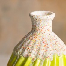 Additional picture of SG303 -  Citrus Snow Gem Glaze, Cone 06-10, Pint