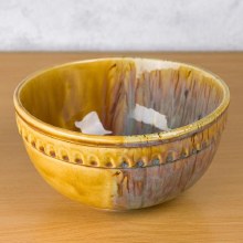 Additional picture of SB161 - Stoneware Vintage Medium Mixing Bowl   9.75"L x 9.75"W x 5"H