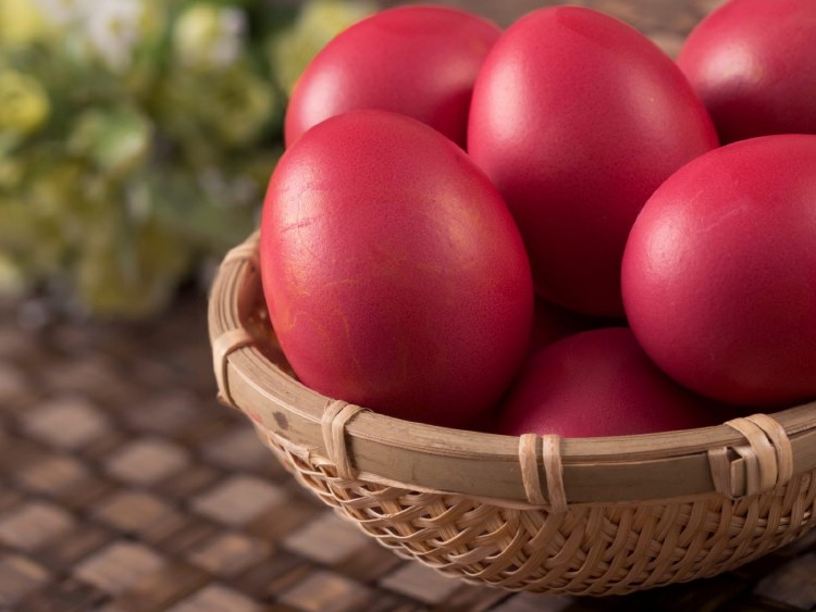 RED EGG LOCALLY MADE 1PC
