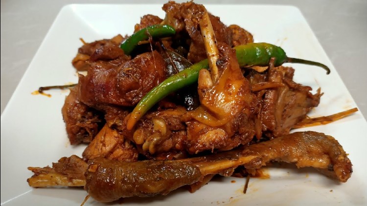 ADOBONG NATIVE MANOK