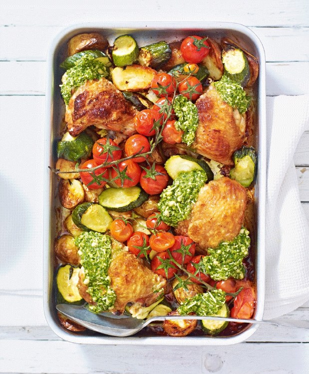 CHICKEN DISH HALF TRAY