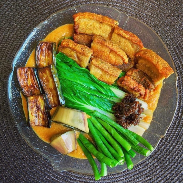 FRIED PORK KARE-KARE