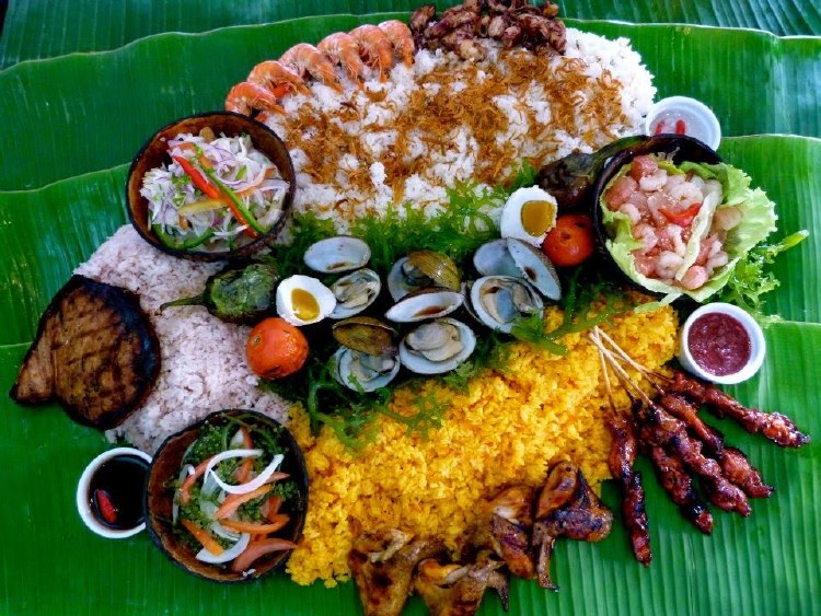 SEAFOOD BOODLE