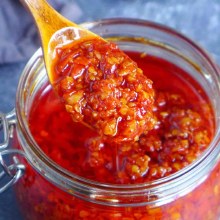 CHILI GARLIC OIL