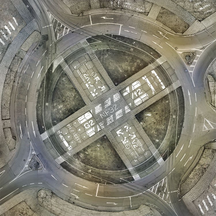 Roundabout 3ft x 3ft Alternative Playmat