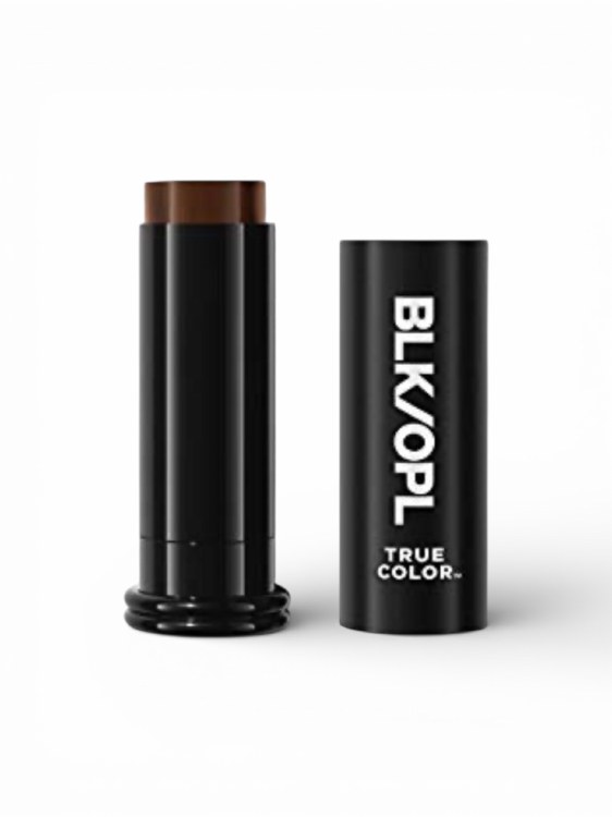 Blk Opl Matte Foundation