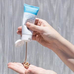 Additional picture of MooGoo Tinted SPF 40 Face Cream - 50g