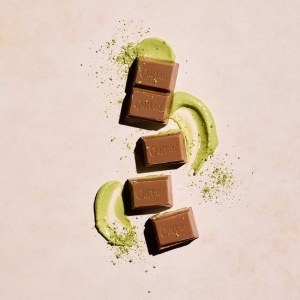 Additional picture of Ombar Matcha Latte Oat Bar - 42g
