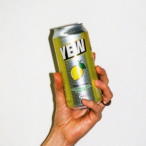 Additional picture of Yew Zesty Lemon Sparkling Water - 440ml