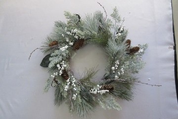Deco Wreath w Cones/Berries Green 60cm