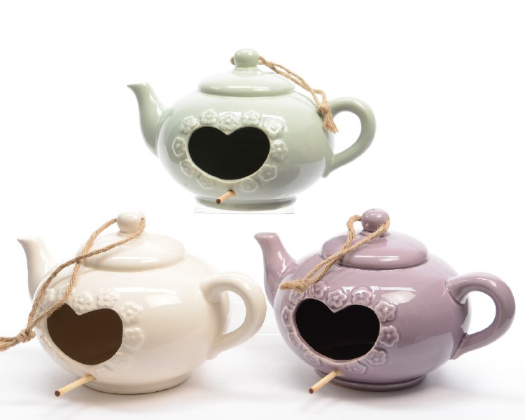 porc birdhouse teapot