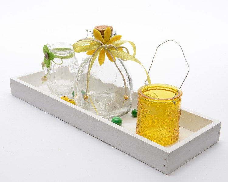 Glass deco set in wood tray