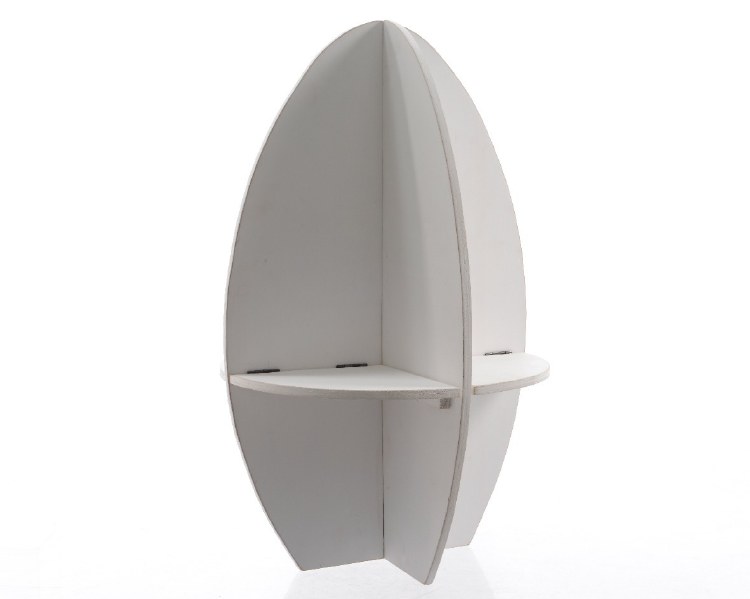 firwood egg with shelves