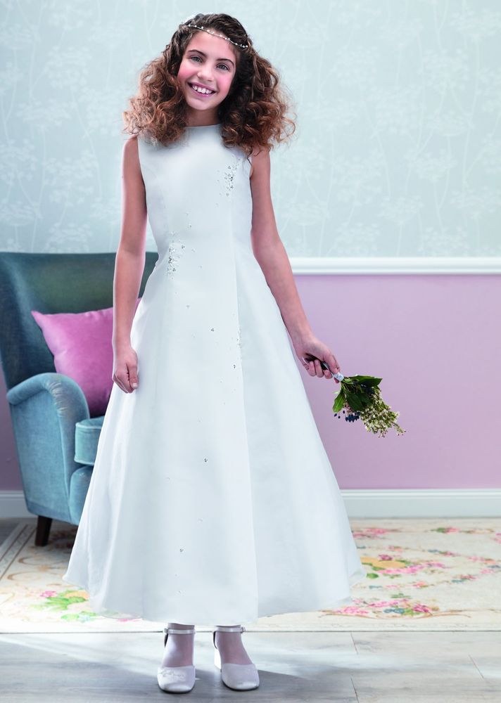 moderne communion dresses