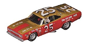 1/32  PLYMOUTH ROAD RUNNER