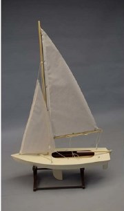 16' THE SNIPE SAILBOAT