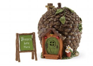 MEDIUM PINE CONE HOUSE W/SIGN