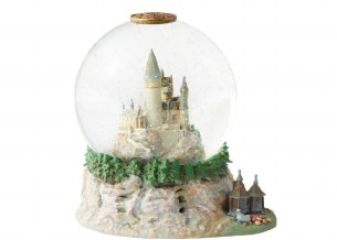 HOGWARTS CASTLE WATER GLOBE