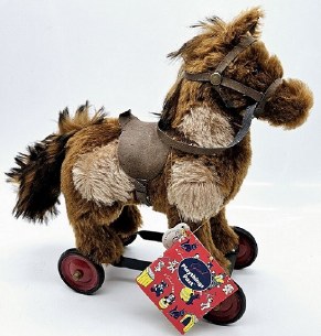 PONY ON WHEELS