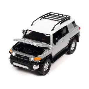 1/64 2007 Toyota FJ Cruiser
