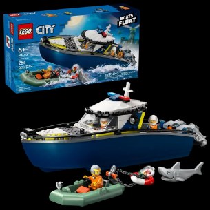 Police Boat Chase