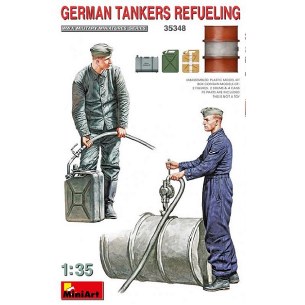 GERMAN TANKERS REFUELING
