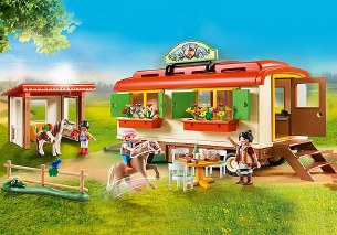 PONY SHELTER WITH MOBIL HOME