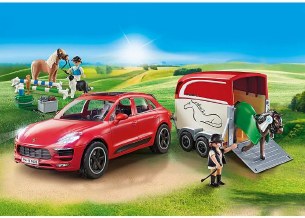 PORSCHE MACAN GTS & TRAILER