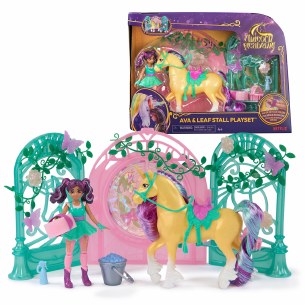 UCA: Ava and Leaf Stall set