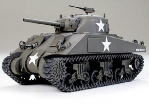 1/48 M4 SHERMAN TANK