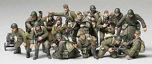 1/48 RUSSIAN INFANTRY & TANK