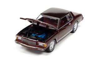 1/64 1979 CHEVY MONTE CARLO