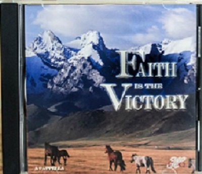 Favorite Hymns Quartet: Faith is the Victory