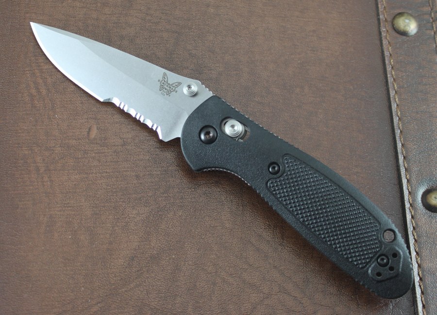 Benchmade 556s-s30v Mini Griptilian - Black Handle - Satin Partially 