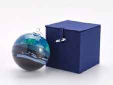 Additional picture of Thomson: Northern Lights Glass Ornament