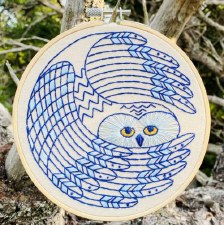Additional picture of Hook Line & Tinker: Snowy Owl Complete Embroidery Kit