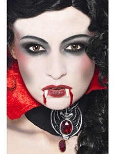 Vampire Makeup