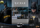 Hot Toys Batman Returns Batman 1/6 Action Figure