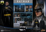 Hot Toys Batman Returns Batman Deluxe 1/6 Action Figure