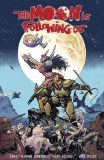Moon is Following Us TP Vol 01