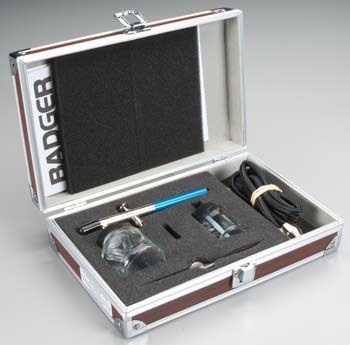 150 Airbrush Set with Wood Case