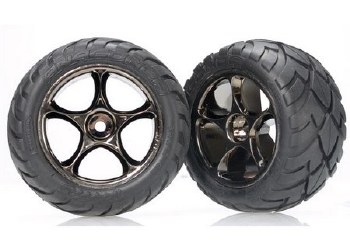 Traxxas Tires &amp; wheels, assembled (Tracer 2.2&quot; black chrome wheels, Anaconda 2.2&quot; tires with foam in