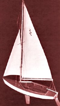 Lightning Sailboat, 19&quot;