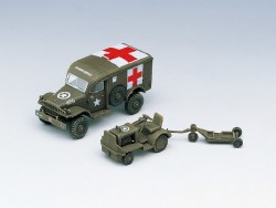 US AMBULANCE & TRACTOR   1/72