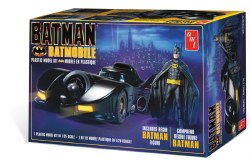 1/25 1989 Batmobile w/Resin Batman Figure