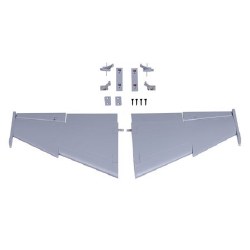 Main Wing, Grey: Yak 130-