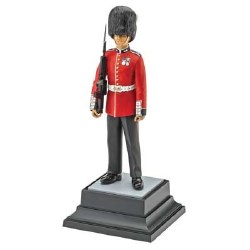 QUEEN'S GUARD  1/16